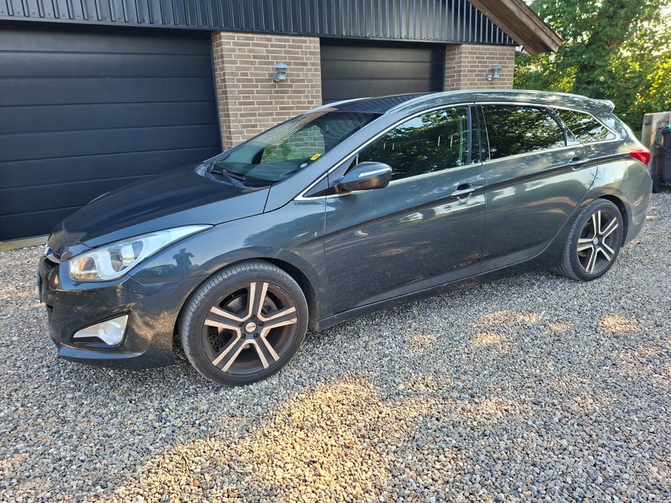 Hyundai i40 1,7 CRDi 136 Premium CW aut. 5d