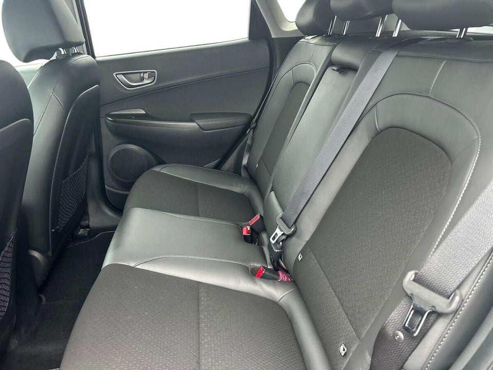 Hyundai Kona 64 EV Premium 5d