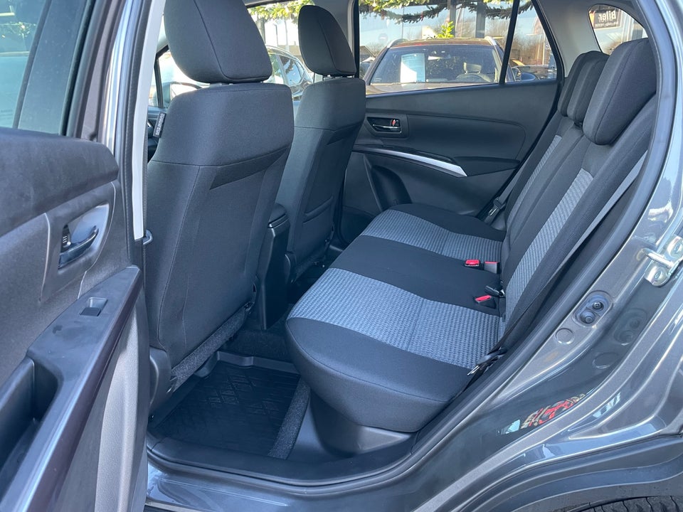 Suzuki S-Cross 1,4 mHybrid Active 5d