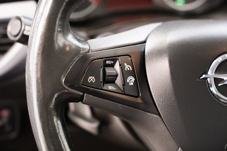 Opel Corsa 1,4 16V Sport 5d