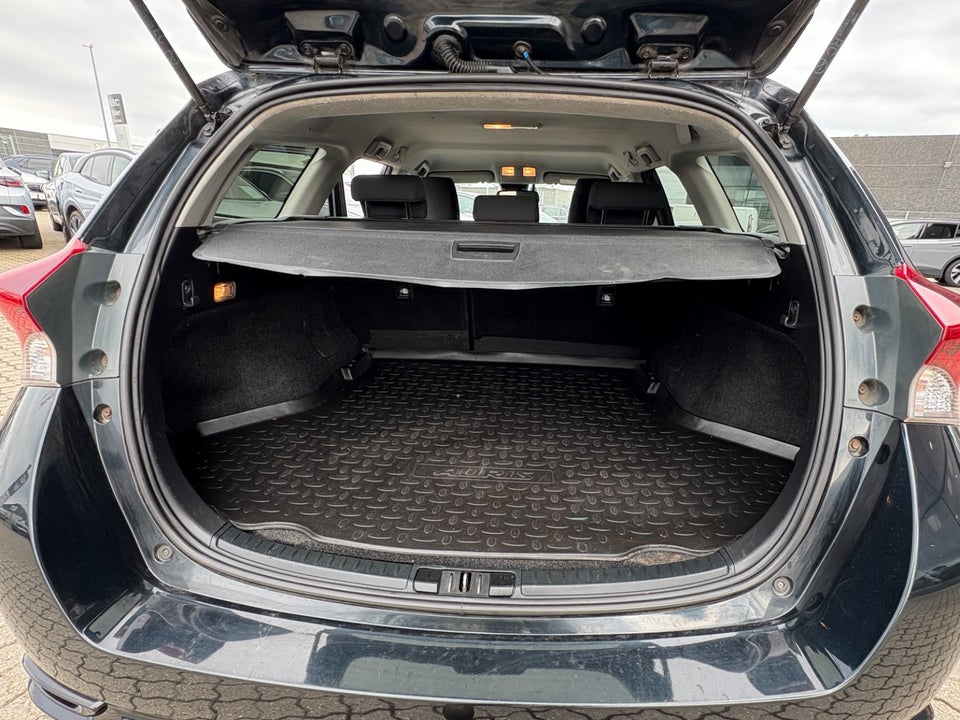 Toyota Auris 1,8 Hybrid H2 Comfort Touring Sports CVT 5d