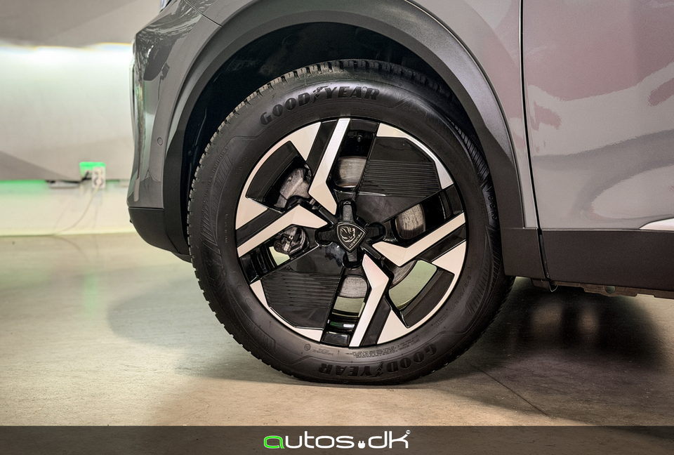 Peugeot e-2008 54 GT 5d