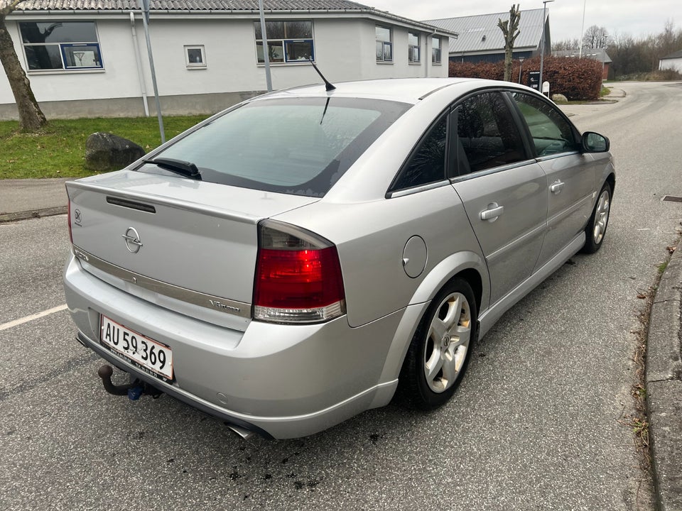 Opel Vectra 2,8 Turbo Sport 5d