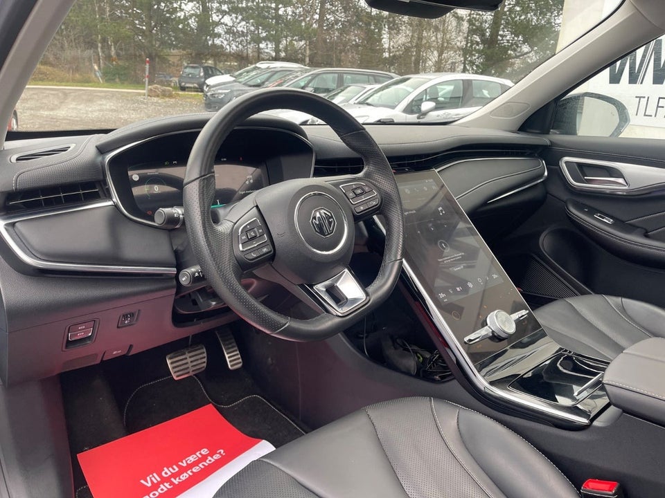 MG Marvel R Luxury 5d