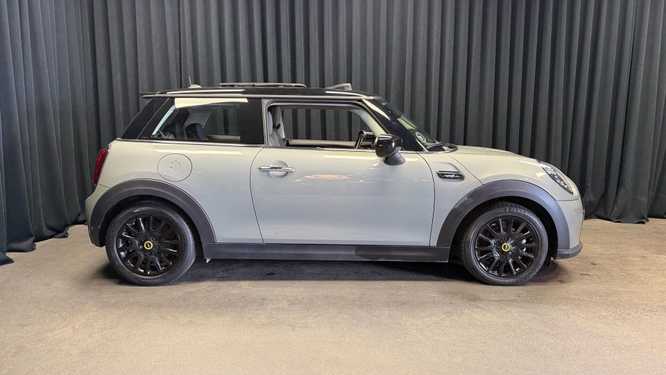 MINI Cooper SE Camden Edition 3d