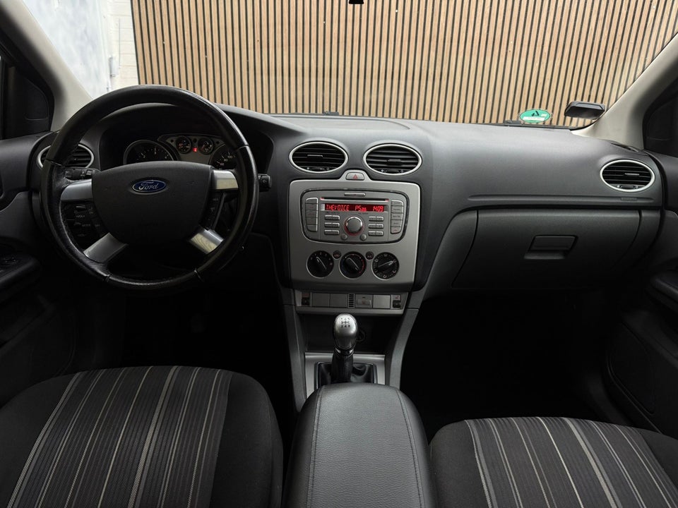 Ford Focus 1,6 TDCi 90 Titanium stc. 5d