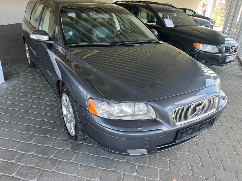 Volvo V70 2,4 140 Classic 5d