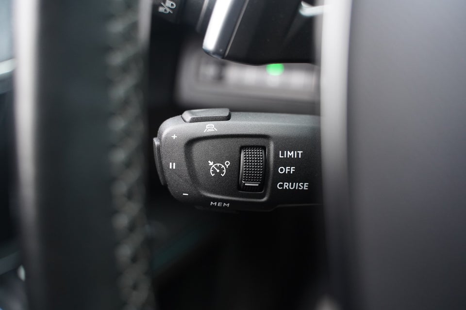 Peugeot 3008 1,6 Hybrid Allure Pack EAT8 5d