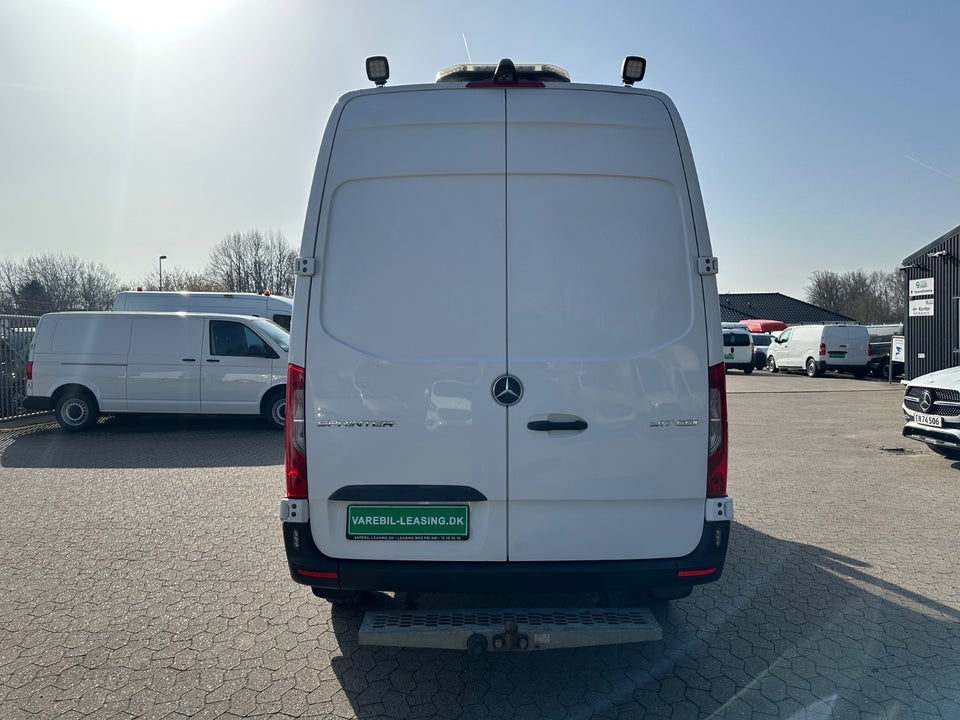 Mercedes Sprinter 317 2,0 CDi A2 Kassevogn aut. RWD