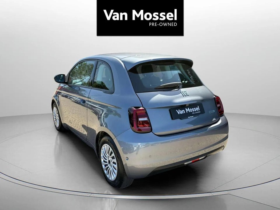 Fiat 500e 42 Icon 3d