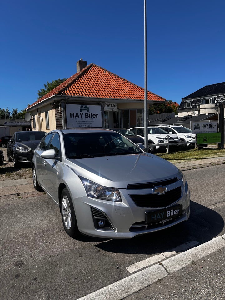 Chevrolet Cruze 1,8 LT 5d