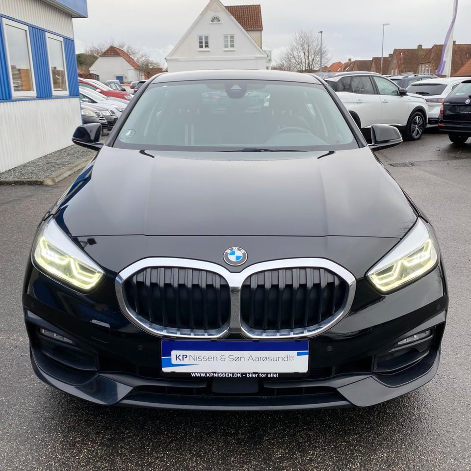 BMW 118d 2,0 Sport Line aut. 5d