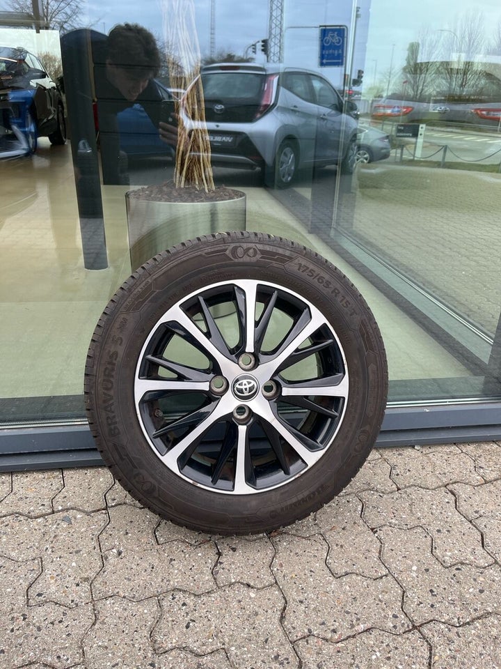 Toyota Yaris 1,5 Hybrid H2 Premium e-CVT 5d