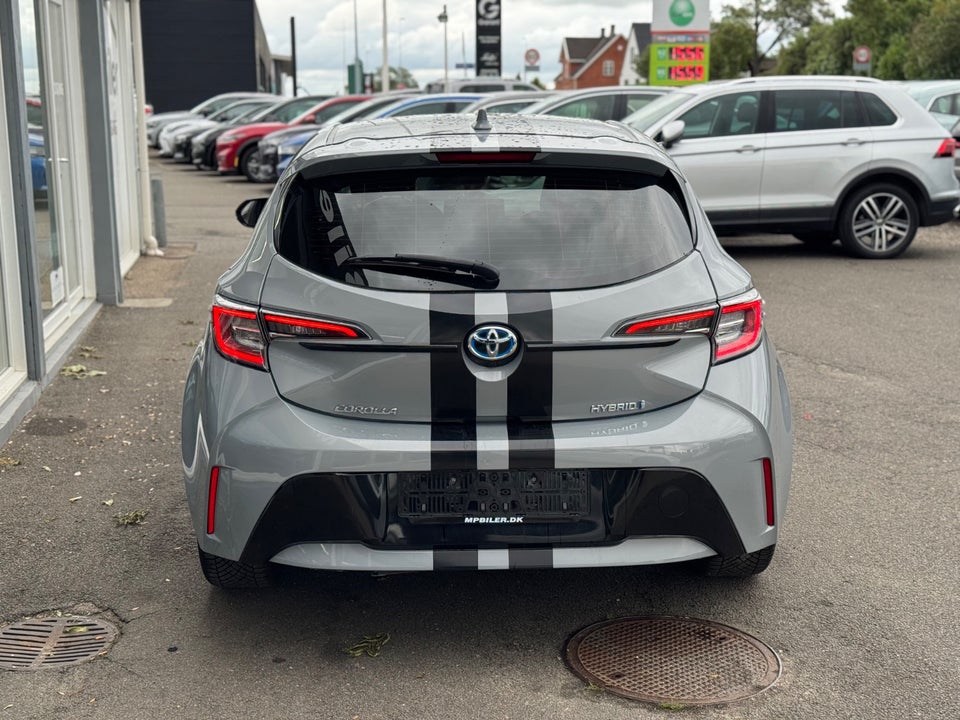 Toyota Corolla 1,8 Hybrid Premium Smart Design MDS 5d