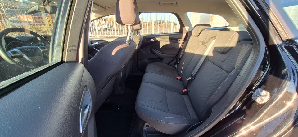 Ford Focus 1,0 SCTi 125 Titanium stc. ECO 5d