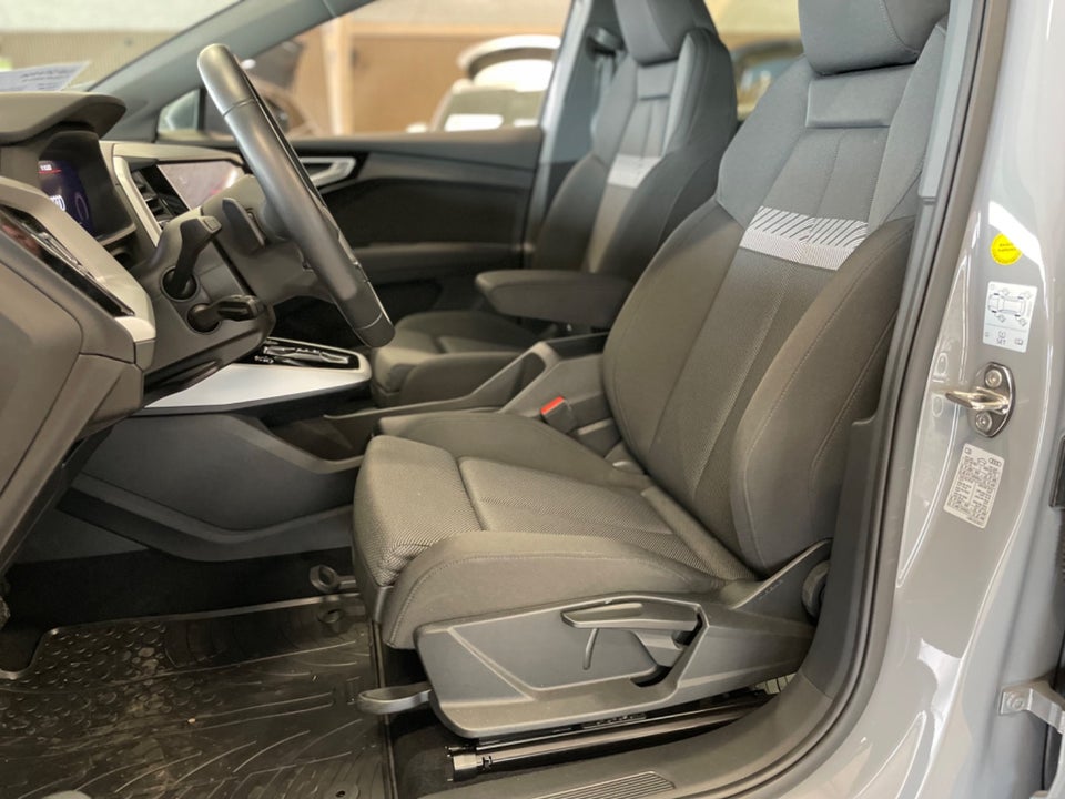 Audi Q4 e-tron 50 Attitude quattro 5d