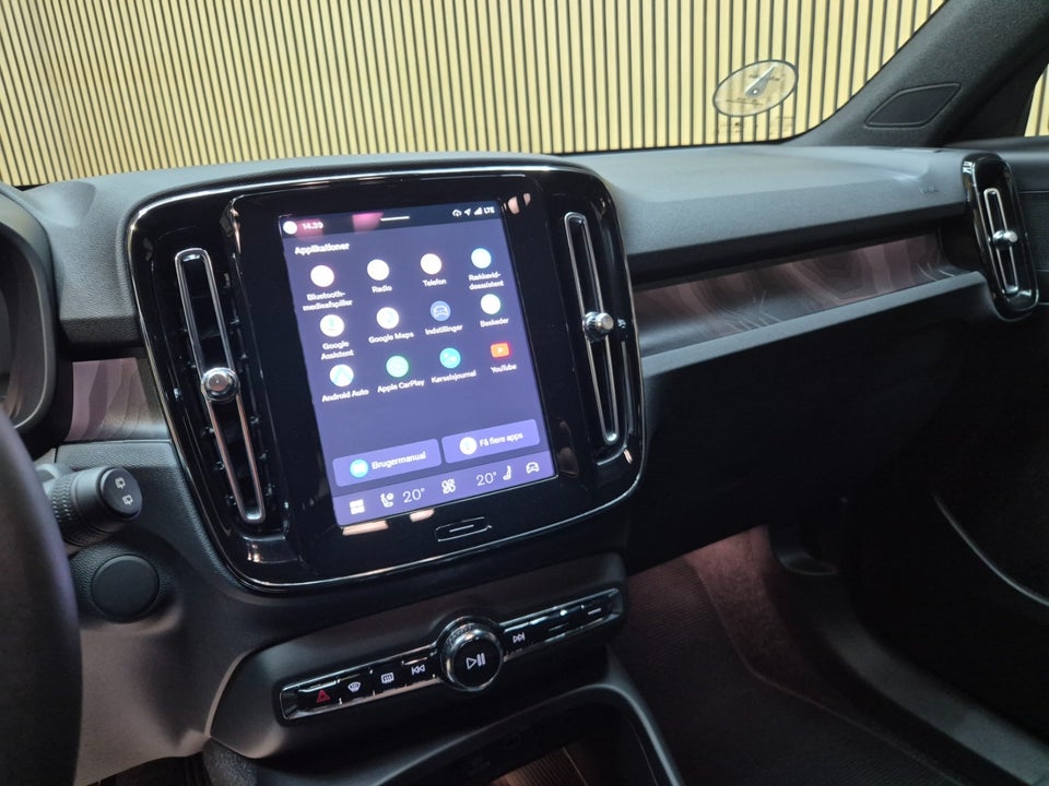Volvo XC40 ReCharge Twin Plus 5d