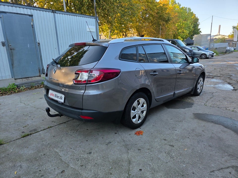 Renault Megane III 1,5 dCi 110 Dynamique Sport Tourer 5d