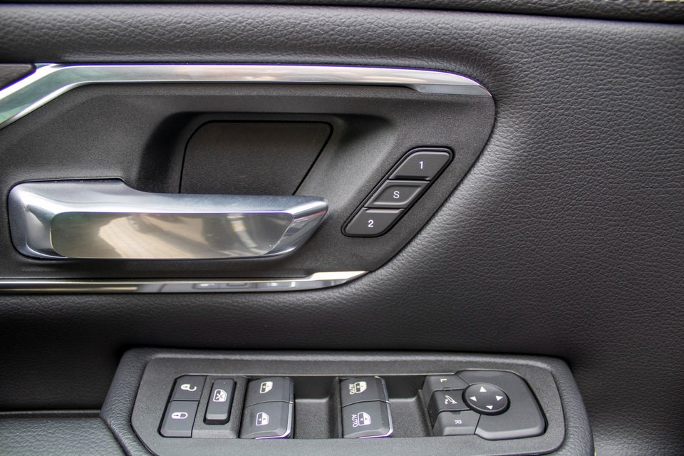 Dodge RAM 1500 3,0 Laramie Sport aut. 4d