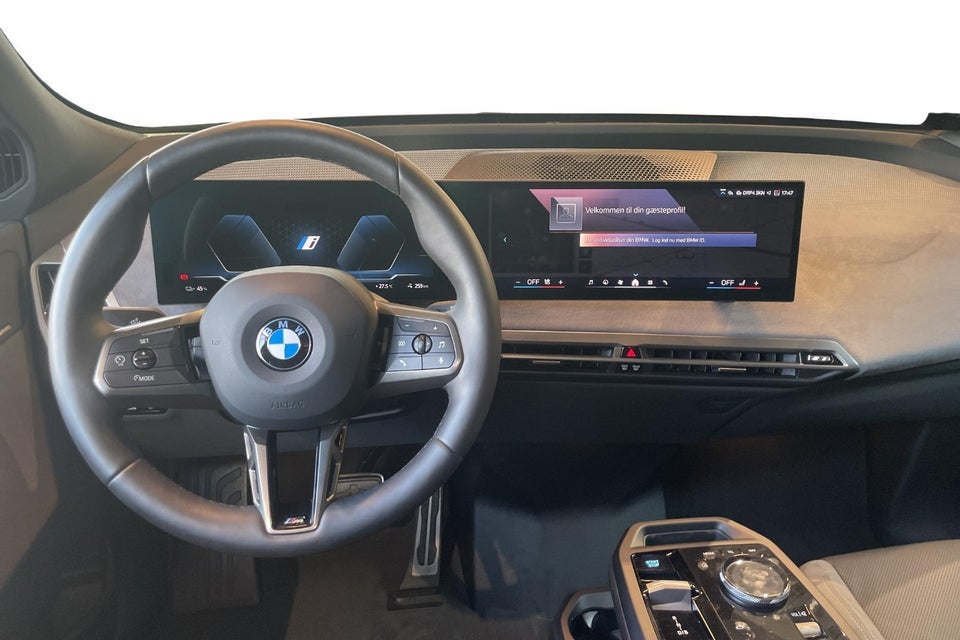 BMW iX xDrive60 M-Sport 5d