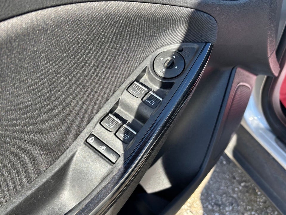 Ford Focus 1,0 SCTi 125 Titanium stc. 5d