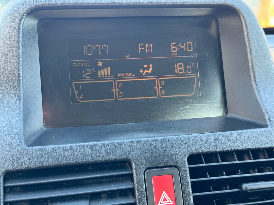 Nissan Almera 1,5 Porto 5d