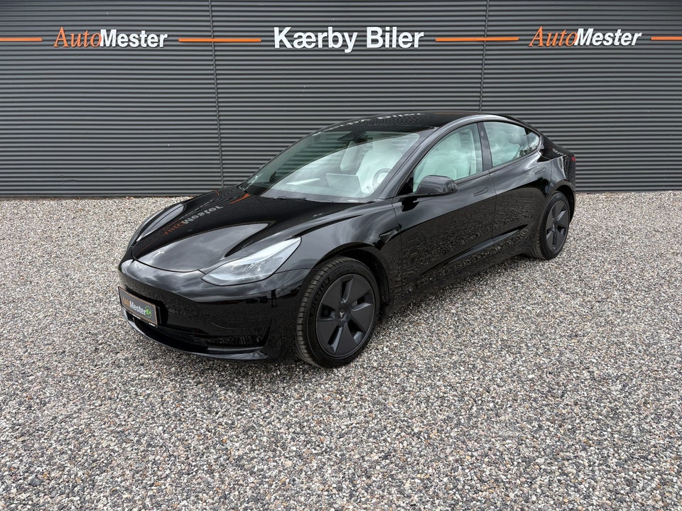 Tesla Model 3 RWD 4d
