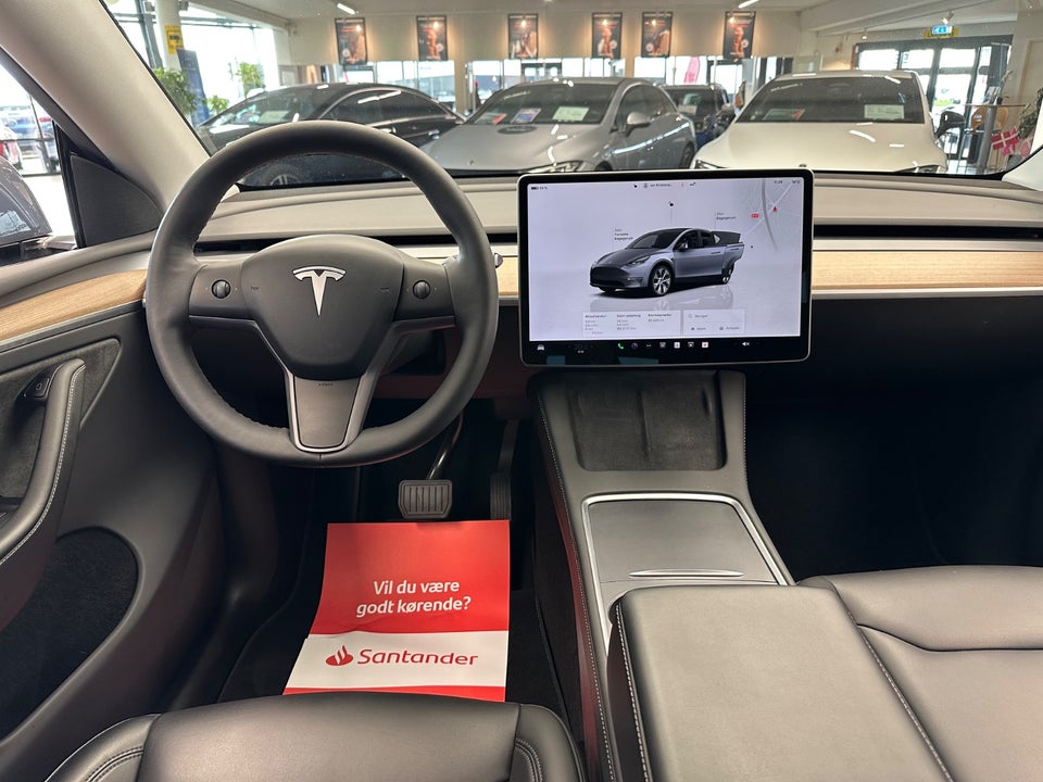 Tesla Model Y Long Range AWD 5d