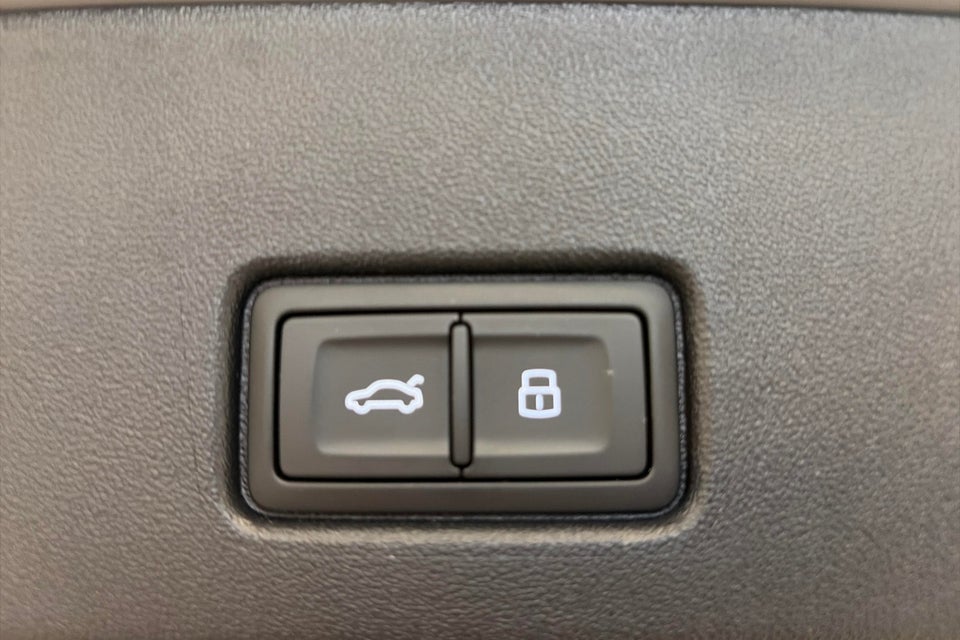 Audi Q4 e-tron 45 S-line Edition 5d