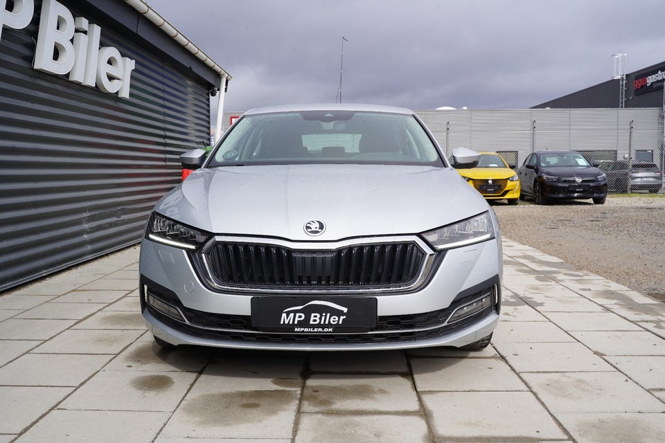 Skoda Octavia 1,4 TSi iV Plus DSG 5d