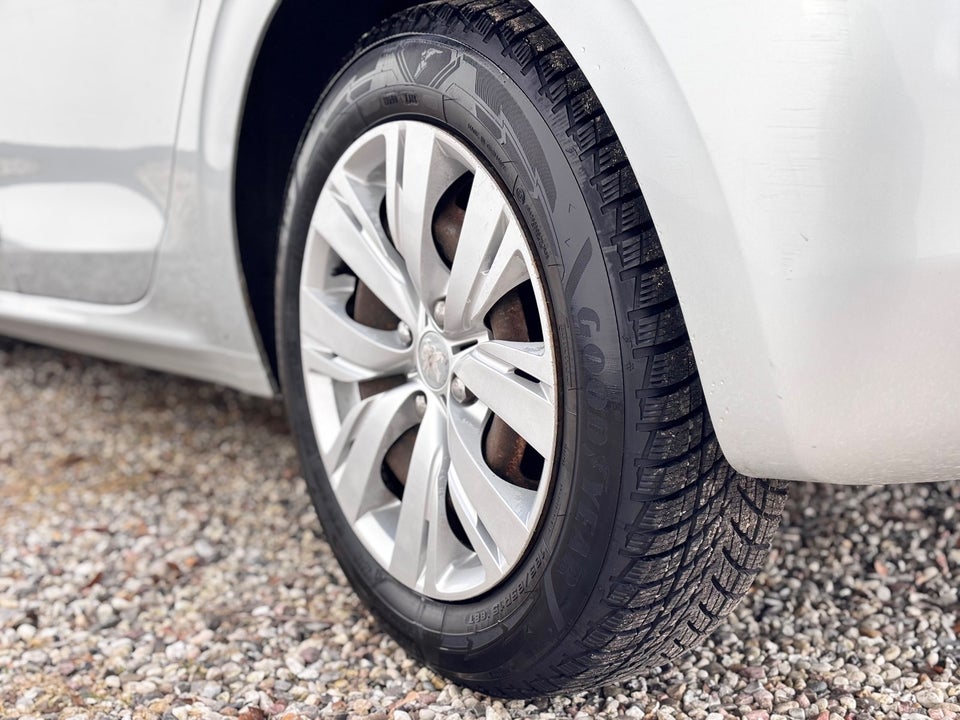 Peugeot 208 1,4 HDi 68 Active 5d