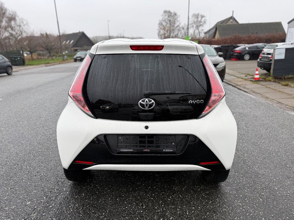 Toyota Aygo 1,0 VVT-i x-sky 5d