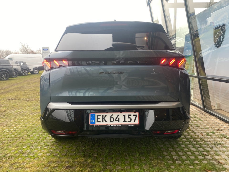 Peugeot e-5008 77 GT Pack 7prs 5d