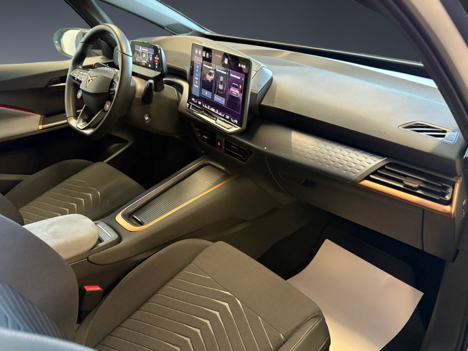 Cupra Born 59 e-Boost 5d