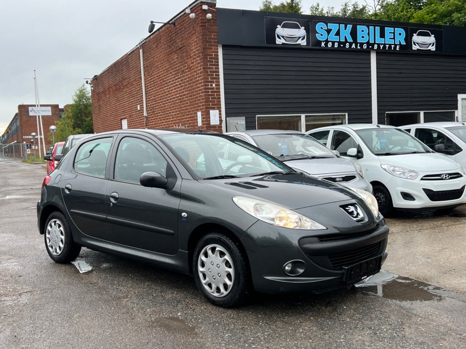 Peugeot 206+ 1,4 Generation 5d