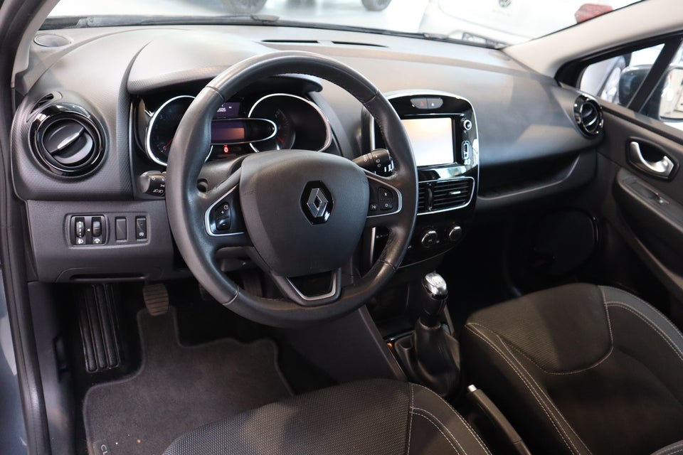 Renault Clio IV 1,5 dCi 90 Expression 5d