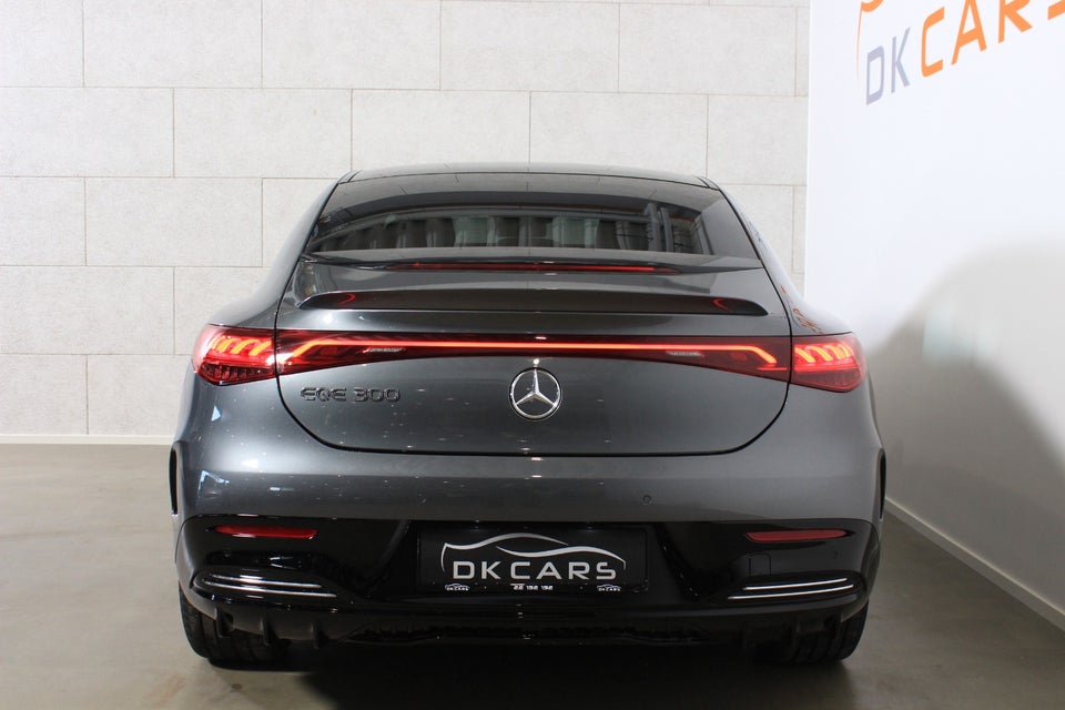 Mercedes EQE300 AMG Line 4d