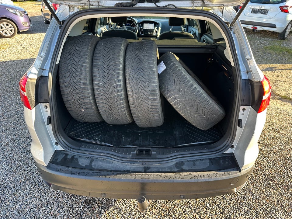 Ford Focus 1,0 SCTi 125 Titanium Fun stc. 5d