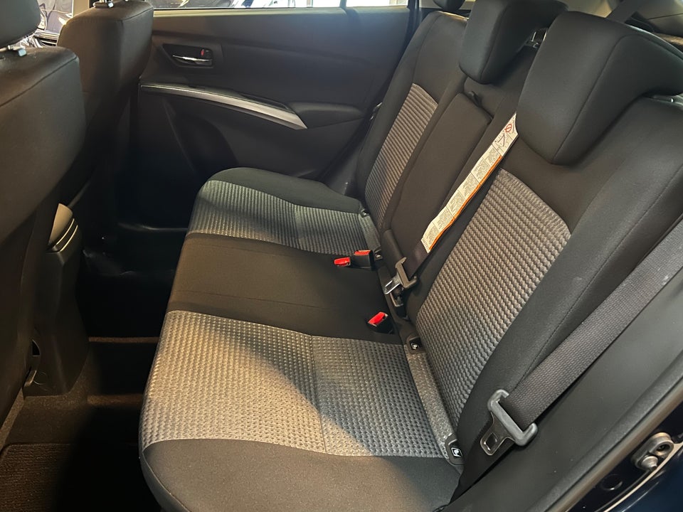 Suzuki S-Cross 1,4 mHybrid Active 5d