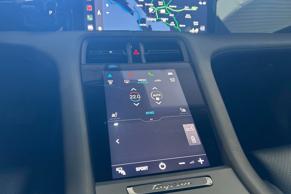 Porsche Taycan Performance+ 4d