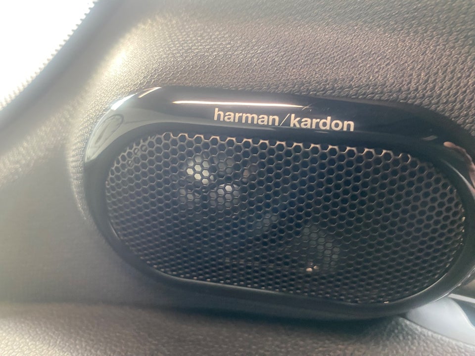 MINI Cooper SE Experience 3d