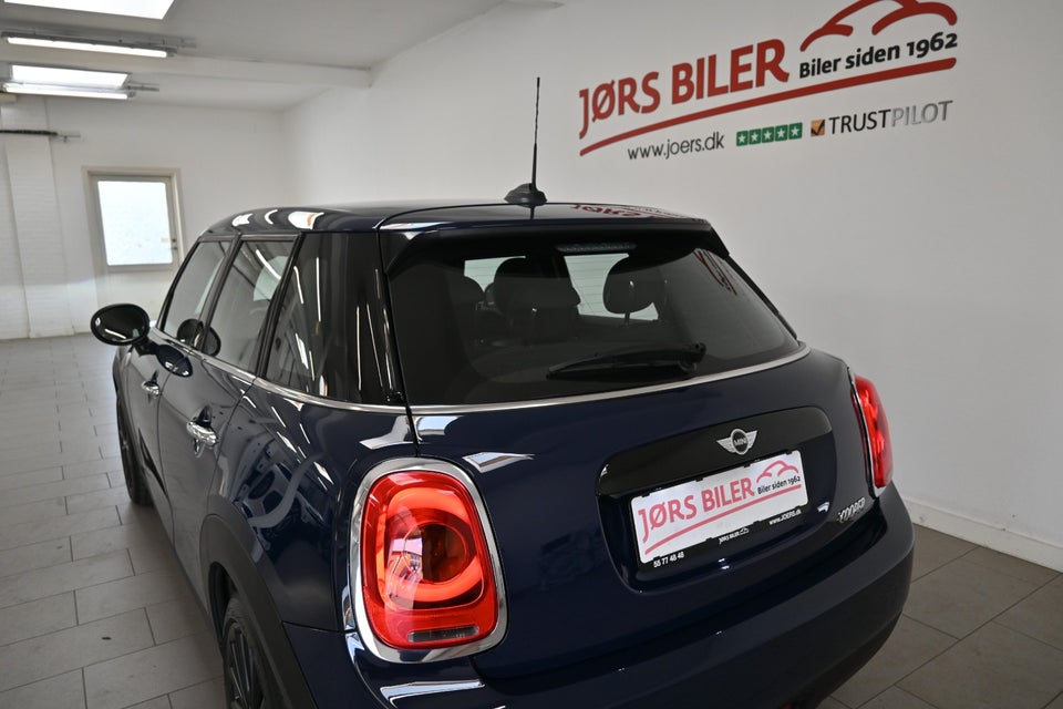 MINI Cooper 1,5 Essential Edition 5d