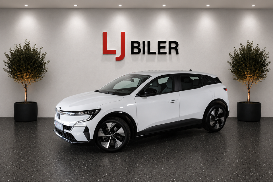 Renault Megane E-Tech 40 Equilibre 5d