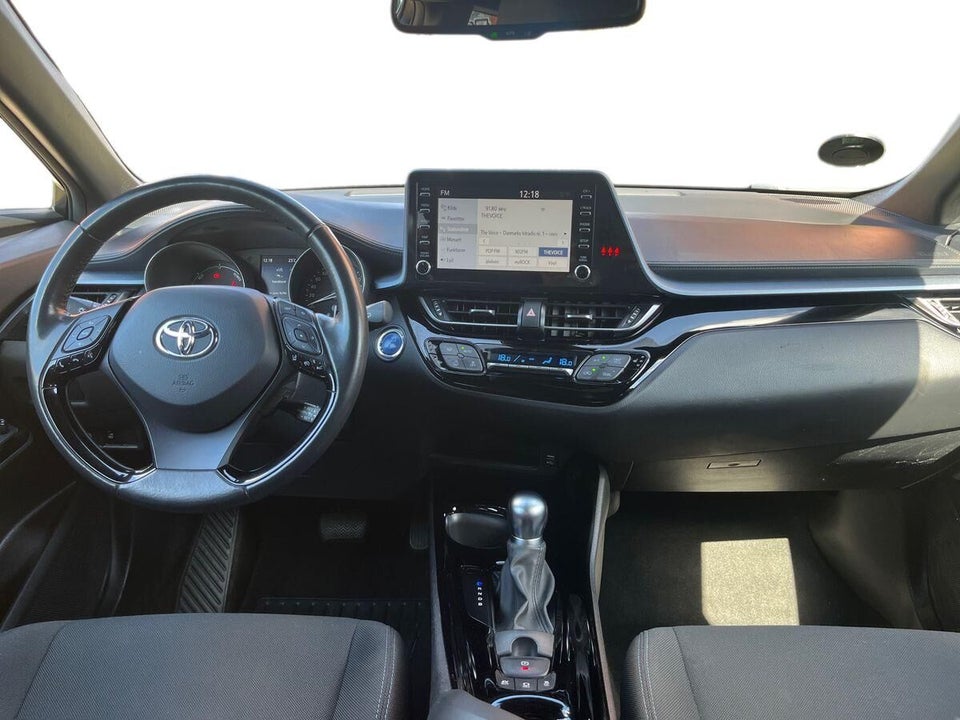 Toyota C-HR 1,8 Hybrid C-LUB Premium CVT 5d