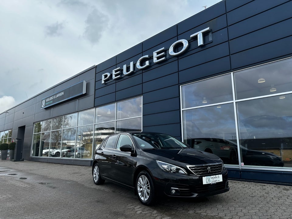 Peugeot 308 1,5 BlueHDi 130 Allure Pack EAT8 5d