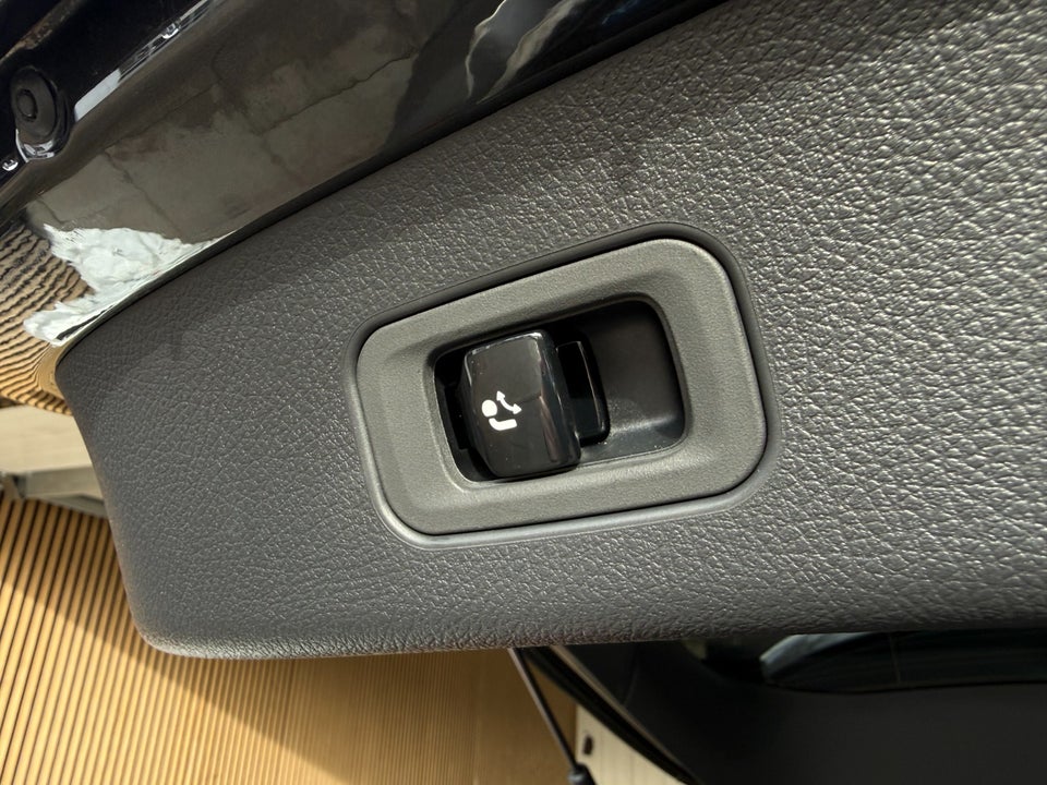 Mercedes GLC300 e 2,0 AMG Line aut. 4Matic 5d