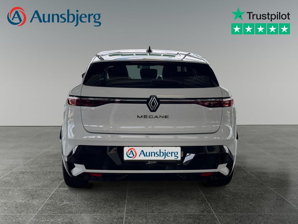Renault Megane E-Tech 40 Equilibre 5d