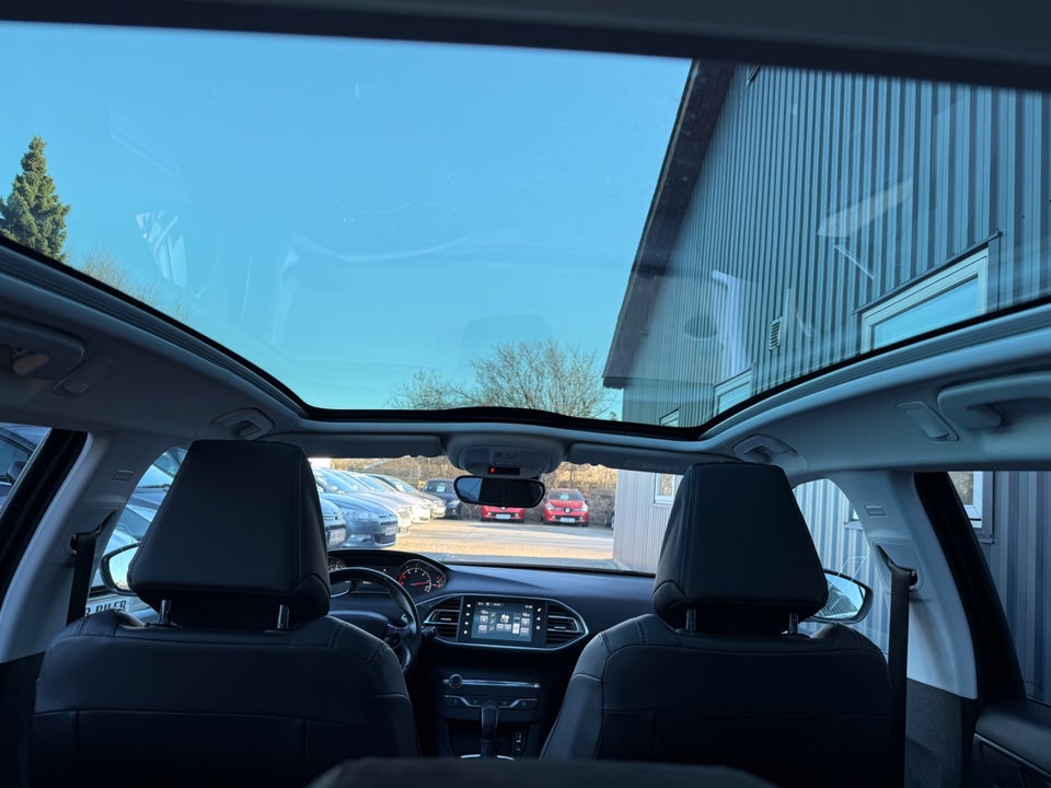 Peugeot 308 1,6 BlueHDi 120 Allure Sky SW EAT6 5d