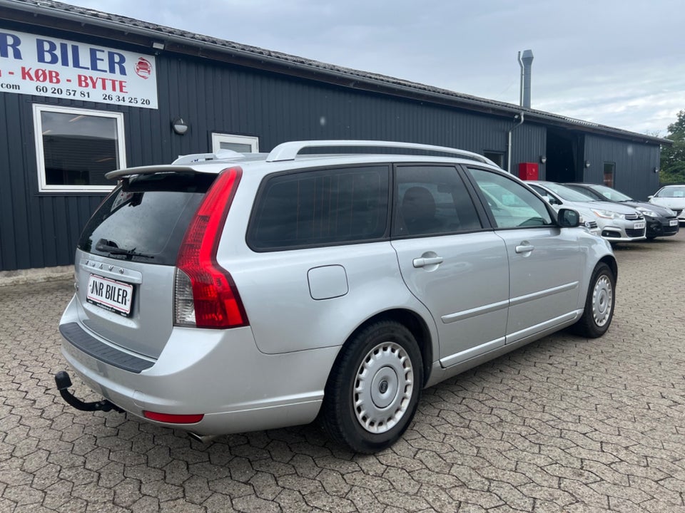 Volvo V50 1,6 D Summum 5d