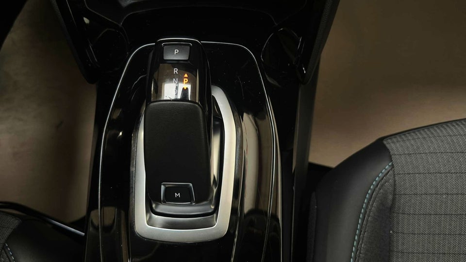 Peugeot 208 1,2 PureTech 100 Allure Grand EAT8 5d